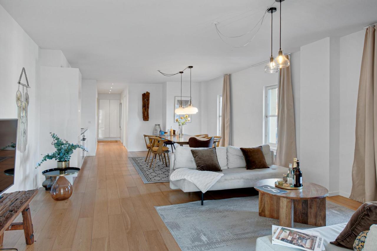 Sanders Haven - Lovely Two-Bedroom Apartment In Historical Kopenhagen Bagian luar foto