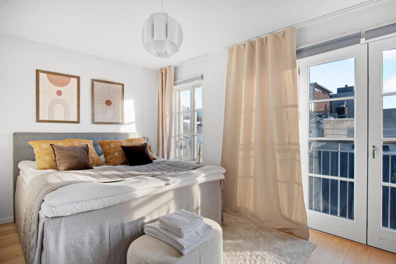 Sanders Haven - Lovely Two-Bedroom Apartment In Historical Kopenhagen Bagian luar foto