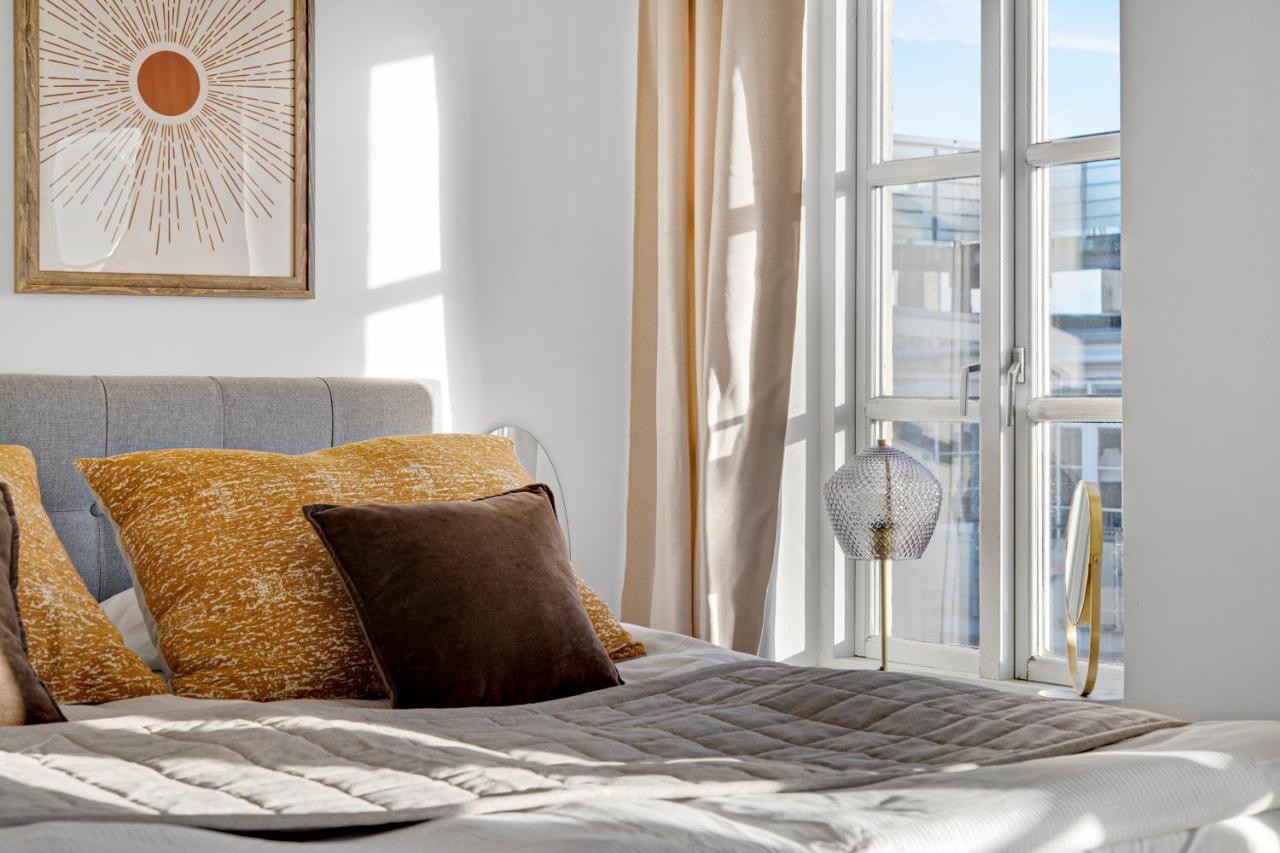 Sanders Haven - Lovely Two-Bedroom Apartment In Historical Kopenhagen Bagian luar foto